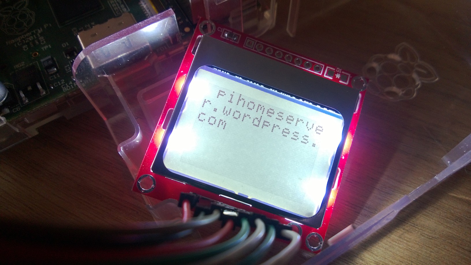 Connexion d'un écran LCD au Raspberry Pi : le grand saut ! Connexion d'un écran LCD au Raspberry Pi : le grand saut !
